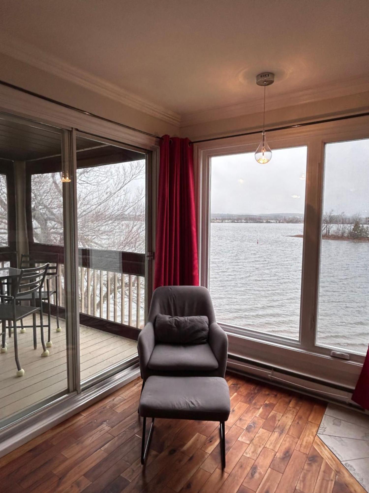 Condos Memphremagog Exterior photo